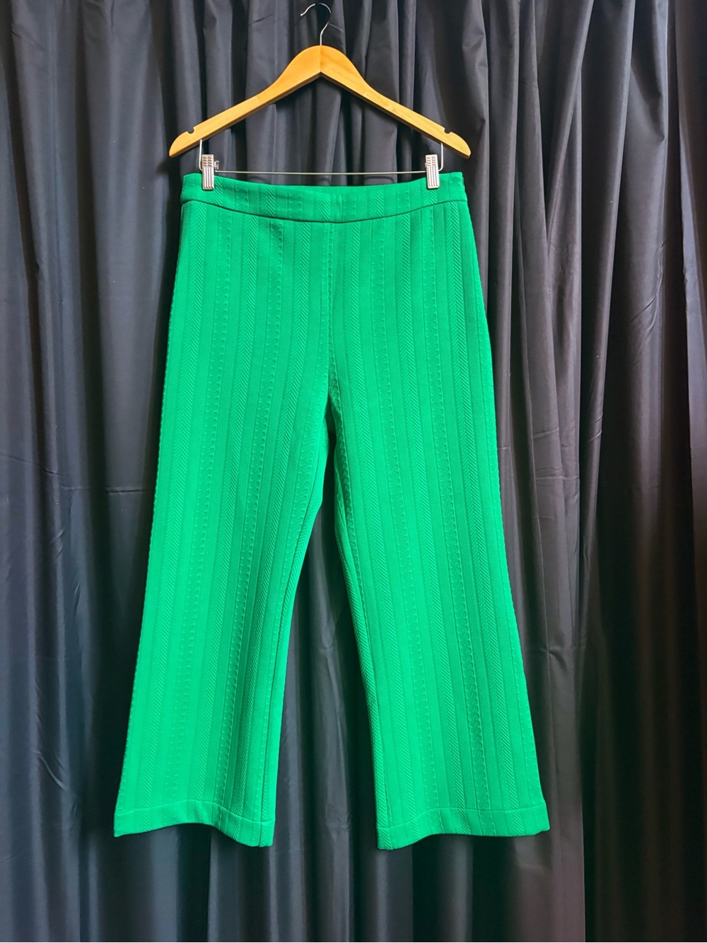 NWT BURU Paley Pant in Cable Knit Kelly Green | Medium